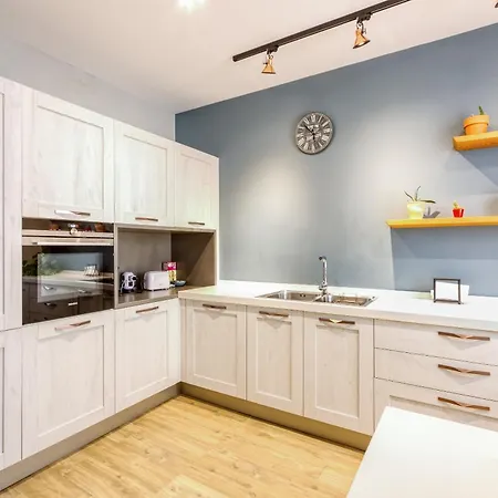 Lejlighed Central Msida Apartment With Workspace, Wi-Fi And Ac Tal-Hriereb